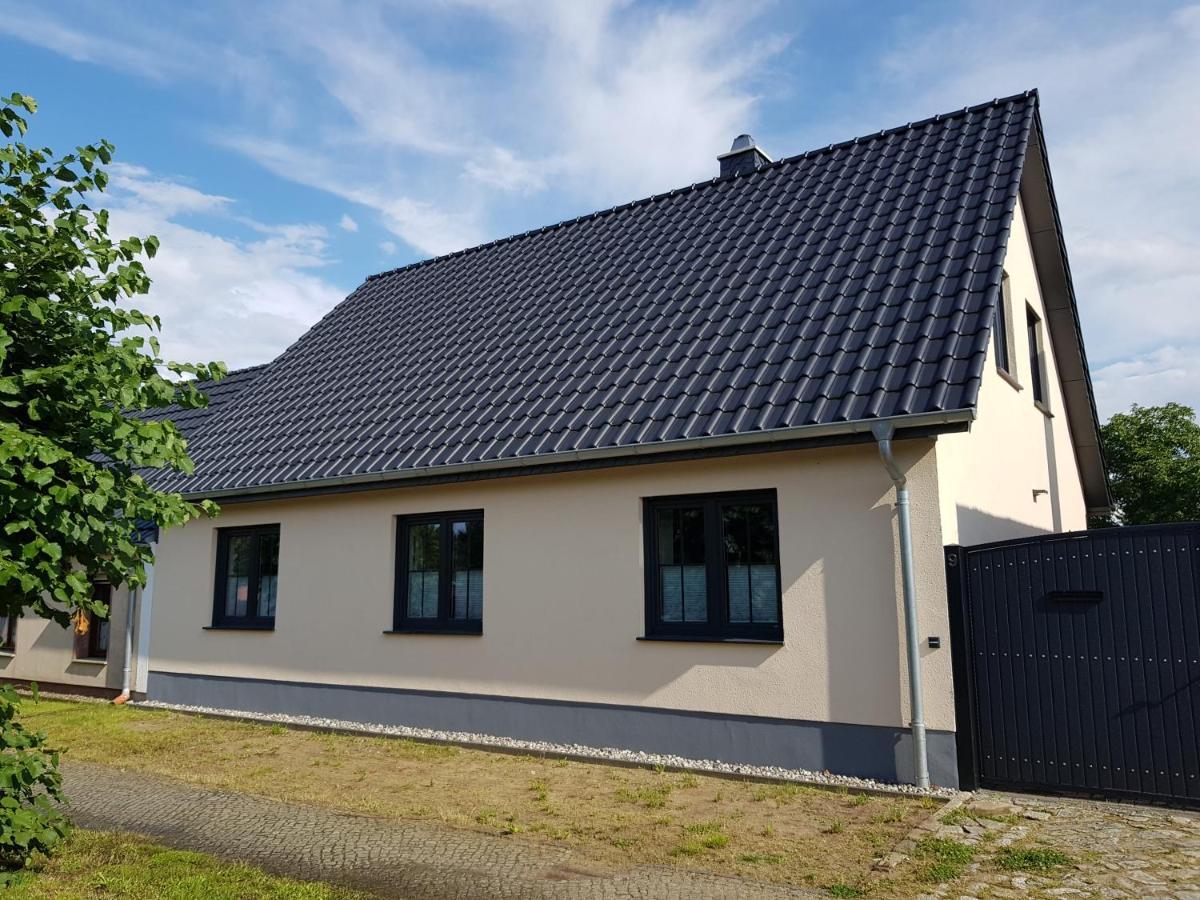 Ferienhaus Jerichow Exteriör bild